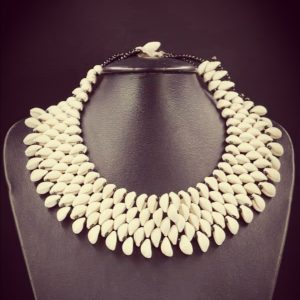 Collier en Cauris